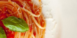 Beitragsbild des Blogbeitrags SPAGHETTI AL SUGO DI POMODORO