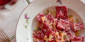Beitragsbild des Blogbeitrags Agnolotti rossi con ripieno di noci