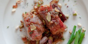 Beitragsbild des Blogbeitrags Involtini di vitello con pinoli e pistacchi 