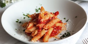 Beitragsbild des Blogbeitrags Ganz schön scharf: Penne all’Arrabbiata 