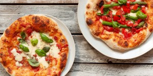 Beitragsbild des Blogbeitrags Neapolitanische Pizza mit Kranz 