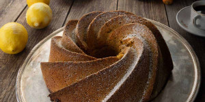 Beitragsbild des Blogbeitrags Karottenkuchen auf italienische Art