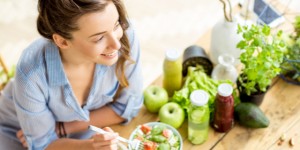 Beitragsbild des Blogbeitrags Die 6 besten Blogs für gesundes UND leckeres essen