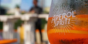 Beitragsbild des Blogbeitrags Lido Aperol: Italien-Flair am Copa Beach 