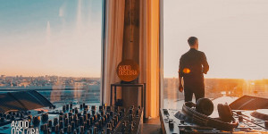 Beitragsbild des Blogbeitrags Joris Voorn Live Stream – Audio Obscura Amsterdam Sunset 