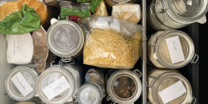 Beitragsbild des Blogbeitrags Serie Preiswerte Rezepte - Teil 1 Kochen aus dem Vorrat