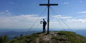 Beitragsbild des Blogbeitrags Eine Wanderrunde über das Scharfe Eck
