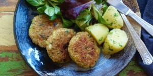 Beitragsbild des Blogbeitrags Grünkern – Laibchen mit Lauch und frischen Kräutern