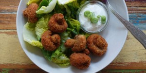 Beitragsbild des Blogbeitrags Grüner Salat mit gebackenen Champignons