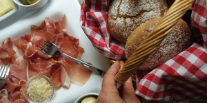 Beitragsbild des Blogbeitrags Fladenbrötchen aus dem Vinschgau 