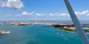 Beitragsbild des Blogbeitrags Venedig mit Charlie