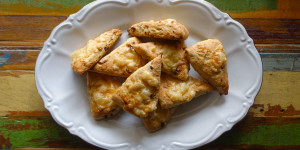 Beitragsbild des Blogbeitrags Mediterrane Scones 