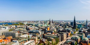 Beitragsbild des Blogbeitrags Wochenendtrip nach Hamburg // 3 Tage übers Wochenende im zentralen 4 Sterne Hotel inkl. Flügen // nur 187,-€