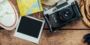 Beitragsbild des Blogbeitrags Checkliste für den Urlaub // Mit dieser Liste zum Ausdrucken vergesst ihr garantiert nichts