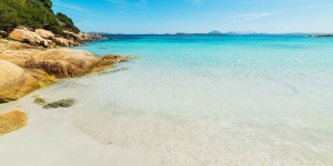 Beitragsbild des Blogbeitrags Über den Dächern von Sardinien // 5 Tage im sehr guten Hotel inklusive Flügen // nur 361,-€
