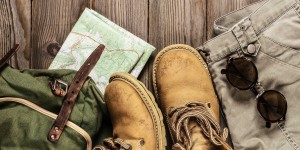 Beitragsbild des Blogbeitrags Nützliche Travel Essentials // Diese 10 Dinge erleichtern euch die Reise