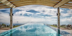 Beitragsbild des Blogbeitrags Die schönsten Wellnesshotels in Österreich // Entspannung pur im Alpenland 