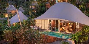 Beitragsbild des Blogbeitrags Baumhaushotel in Thailand // 9 Tage im genialen Baumhaushotel ***** inkl. Flügen, Frühstück & Transfer // nur 2025,-€ 