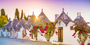Beitragsbild des Blogbeitrags Trullo in Apulien // 7 Tage im traumhaften Trullo-Haus // nur 347,-€