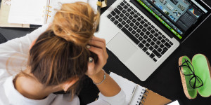 Beitragsbild des Blogbeitrags Stress bewältigen statt vermeiden: 6 Tipps die helfen