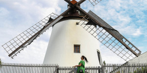 Beitragsbild des Blogbeitrags One and only Windmill in Austria – We discover you where to find it!