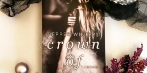 Beitragsbild des Blogbeitrags Crown of Lies – Pepper Winters (Rezension)