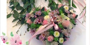 Beitragsbild des Blogbeitrags Blumengestecke als Ringkissen - wunderschön aber gefinkelt