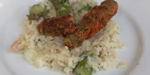 Beitragsbild des Blogbeitrags Spargelrisotto mit Knusperspargel