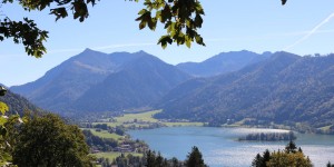 Beitragsbild des Blogbeitrags Herbstwandern am idyllischen Schliersee 
