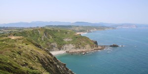 Beitragsbild des Blogbeitrags Wandern an der Steilküste des Atlantik im Baskenland