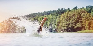 Beitragsbild des Blogbeitrags Sommerzeit genießen mit ätherischen Ölen