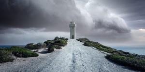 Beitragsbild des Blogbeitrags Hast du manchmal Angst? Ätherische Öle gegen Angst und Sorgen