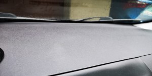 Beitragsbild des Blogbeitrags Innenraumpflege leicht gemacht – Feuchttücher im Test