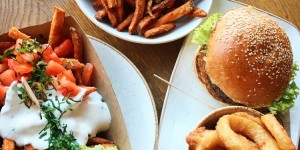 Beitragsbild des Blogbeitrags Bester Burger im Wippel in Höchst