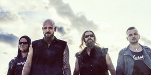 Beitragsbild des Blogbeitrags King Creature – To The Bone – Akustik EP – Review