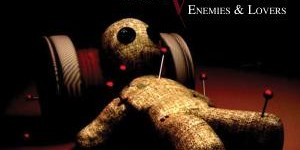 Beitragsbild des Blogbeitrags A New Revenge – Enemies & Lovers – Partymodus on – Album Review