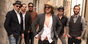 Beitragsbild des Blogbeitrags Rossori Music Night – The Sellout, John Dellroy Band und Facelift – Szene Wien