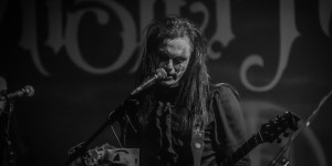 Beitragsbild des Blogbeitrags Mister Misery und Since April im Backstage in München – ein Fotoreview