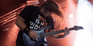 Beitragsbild des Blogbeitrags Radivoj „Rads“ Petrovic (DeVicious) – Der serbisch-deutsche Hardrocker mit dem großen Herz für Fans