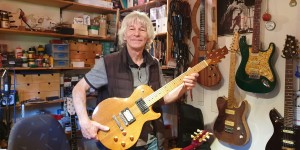 Beitragsbild des Blogbeitrags Gitarrenbauer Wolfgang Oberländer -Äpfli Guitars- im Interview