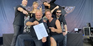 Beitragsbild des Blogbeitrags SCHANDMAUL unterschreiben bei Napalm Records! 