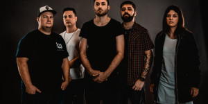 Beitragsbild des Blogbeitrags Bury Me Alive – Alive – Neues Video, Neue Single