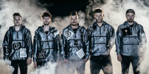 Beitragsbild des Blogbeitrags Stunde Null: Am 29.01.2021 erscheint das neue Album „Wie laut die Stille schreit“