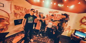 Beitragsbild des Blogbeitrags Hollywood Undead – Hollywood Undead Houseparty – Konzert Review