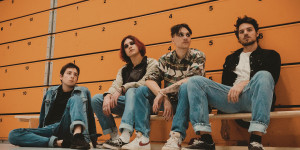 Beitragsbild des Blogbeitrags Lonely Spring – Teenage Dirtbag – Single Review