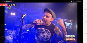 Beitragsbild des Blogbeitrags Heute Pläne, morgen Konfetti 27 Jahre Donots – Die Show, 08.05.21 – Review 