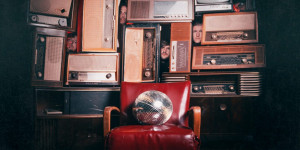 Beitragsbild des Blogbeitrags Brew Berrymore – Boomer – Single Review & Video Premiere