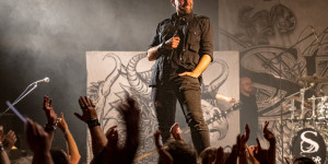 Beitragsbild des Blogbeitrags SYMPHONIC POWER ALLIANCE 2022 mit Serenity, Sascha Paeths Masters of Ceremony, Victorius and Dragony am 6. April 2022 im Backstage in München – Fotorevue