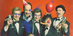 Beitragsbild des Blogbeitrags Die Toten Hosen veröffentlichen Werkschau mit sieben neuen Songs „Alles aus Liebe: 40 Jahre Die Toten Hosen“ am 27.5.22 