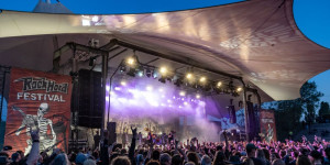 Beitragsbild des Blogbeitrags Volles Haus beim Rock Hard Festival 2023 